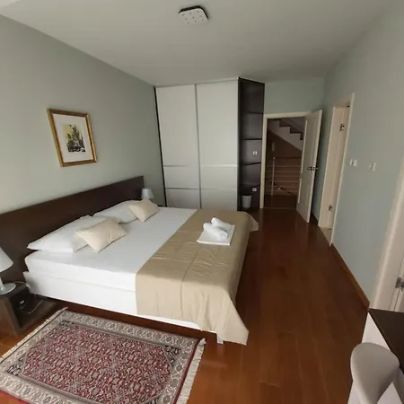 Villa Elizabeth,slano,pool,sauna,garden, 4 Persons