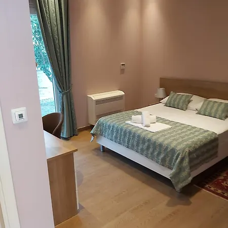 Villa Elizabeth,slano,pool,sauna,garden, 4 Persons *